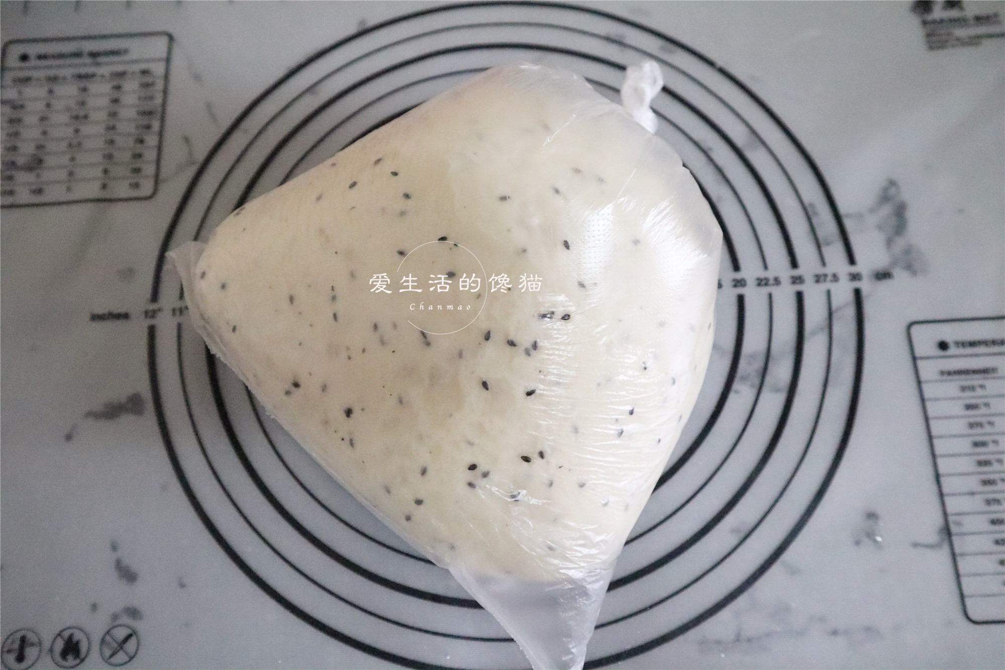 别再用温水发面了，放冰箱，省时省力，更香软，出炉孩子都吃嗨了