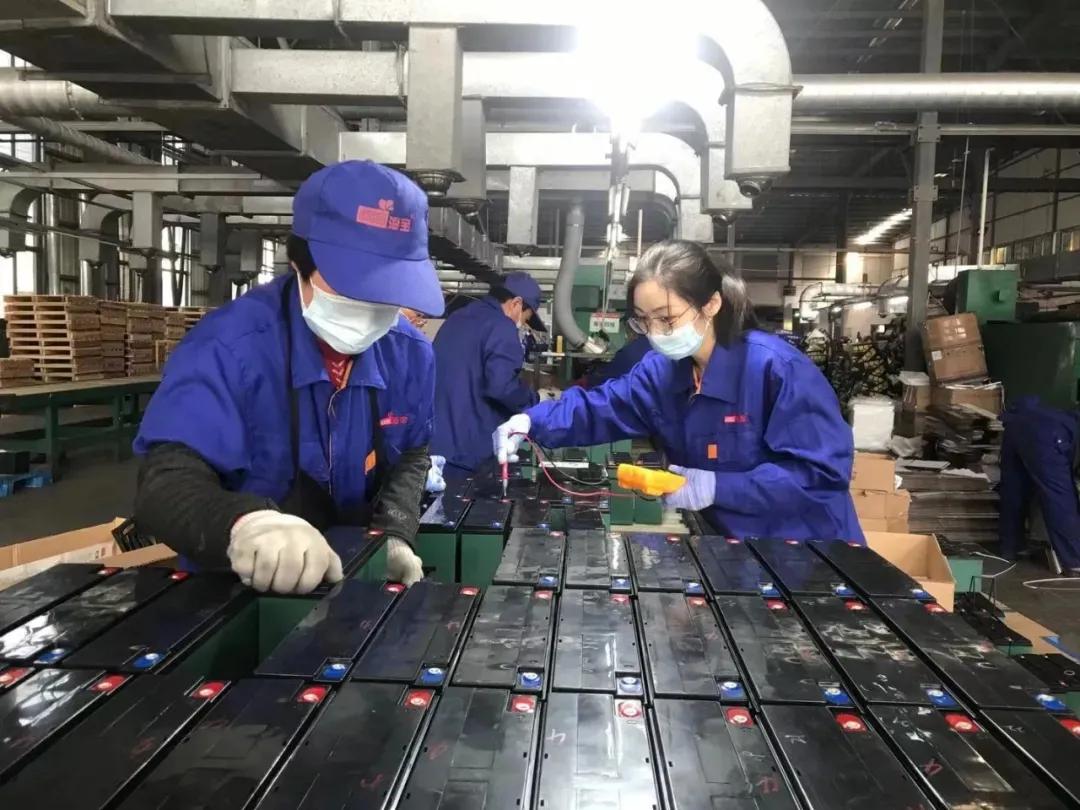 如何辨别电动车电瓶是否是翻新,电动车电瓶原装和翻新怎么区别