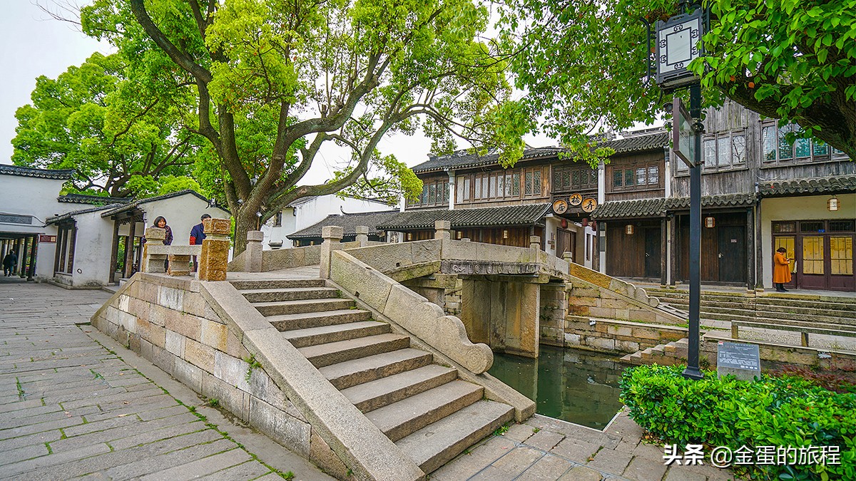 苏州古镇排名同里,位于苏州吴江区的江南六大古镇