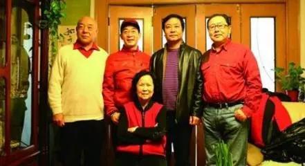 六小龄童翻车现在怎么样了,六小龄童与潘长江