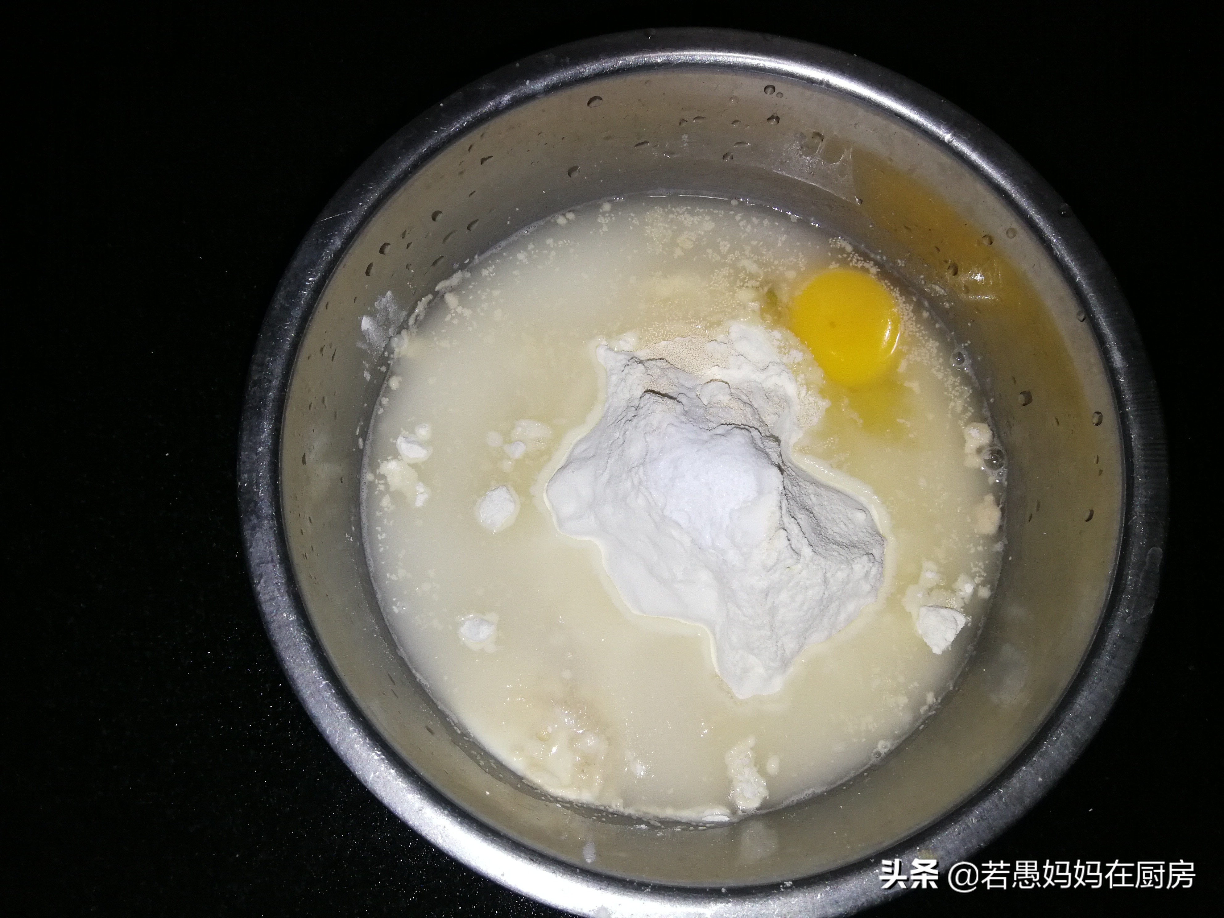 油条的家常做法酥脆空心不用等,酥脆油条做法和配方的全过程