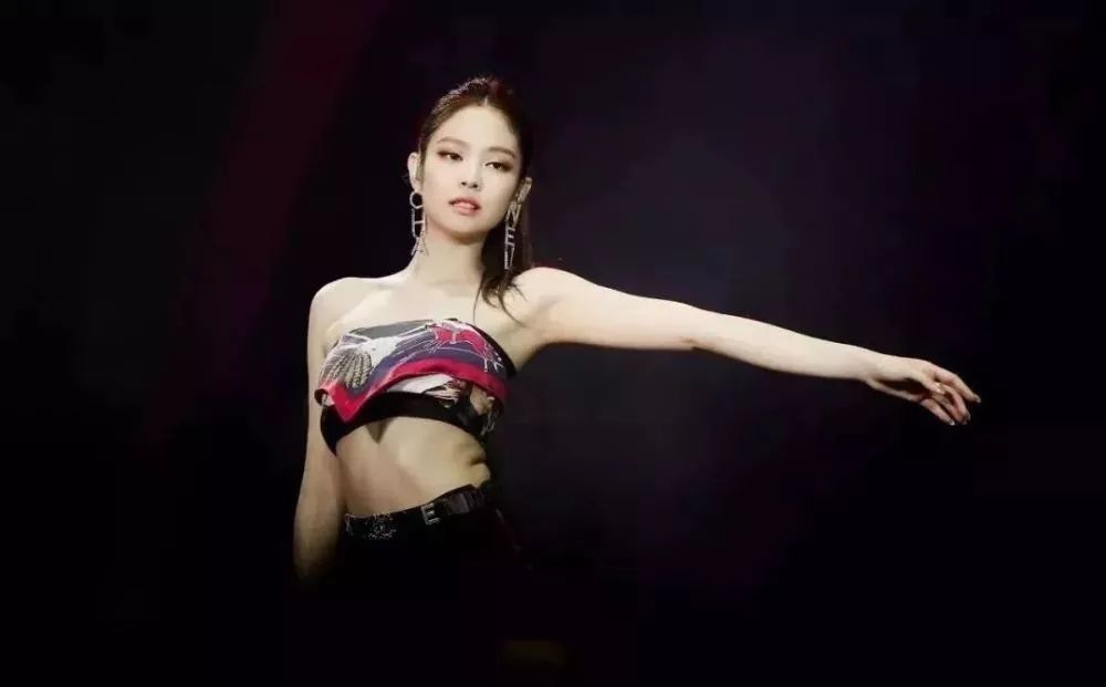 碧昂丝90年代,碧昂丝最新服装