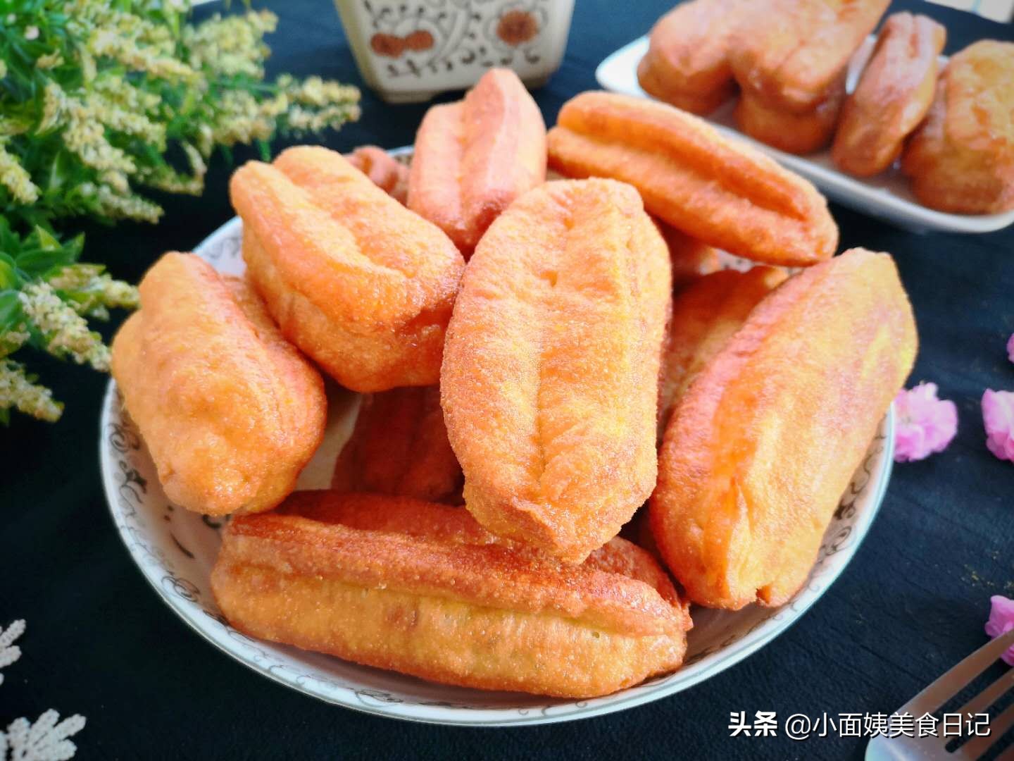 家庭炸油条不使用泡打粉怎么香酥,炸油条用小苏打不加泡打粉可以吗