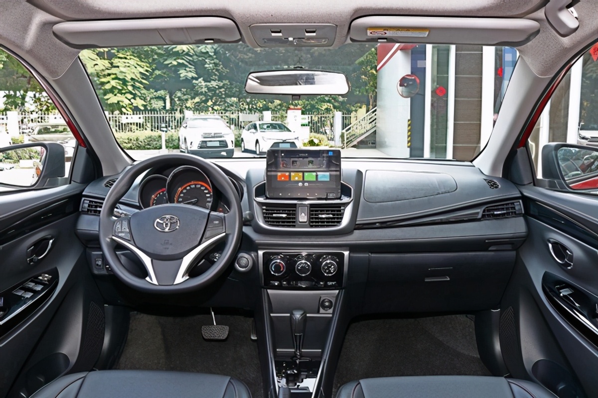 适合工薪阶层开的省油耐用5种车,实用又划算的家用车该选哪款