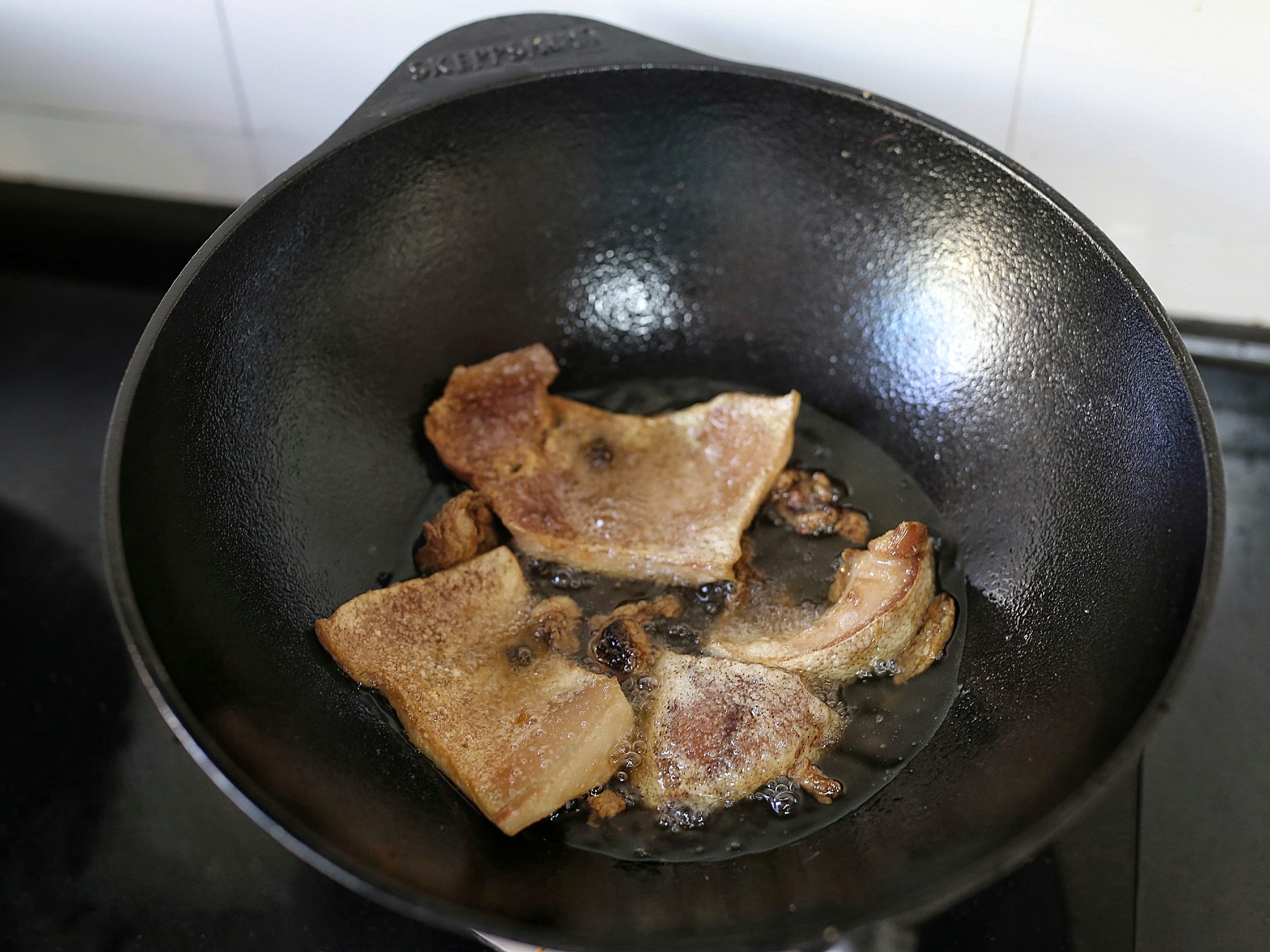 开锅的正确方法铁锅无涂层,新买的铁锅怎样开锅最好用