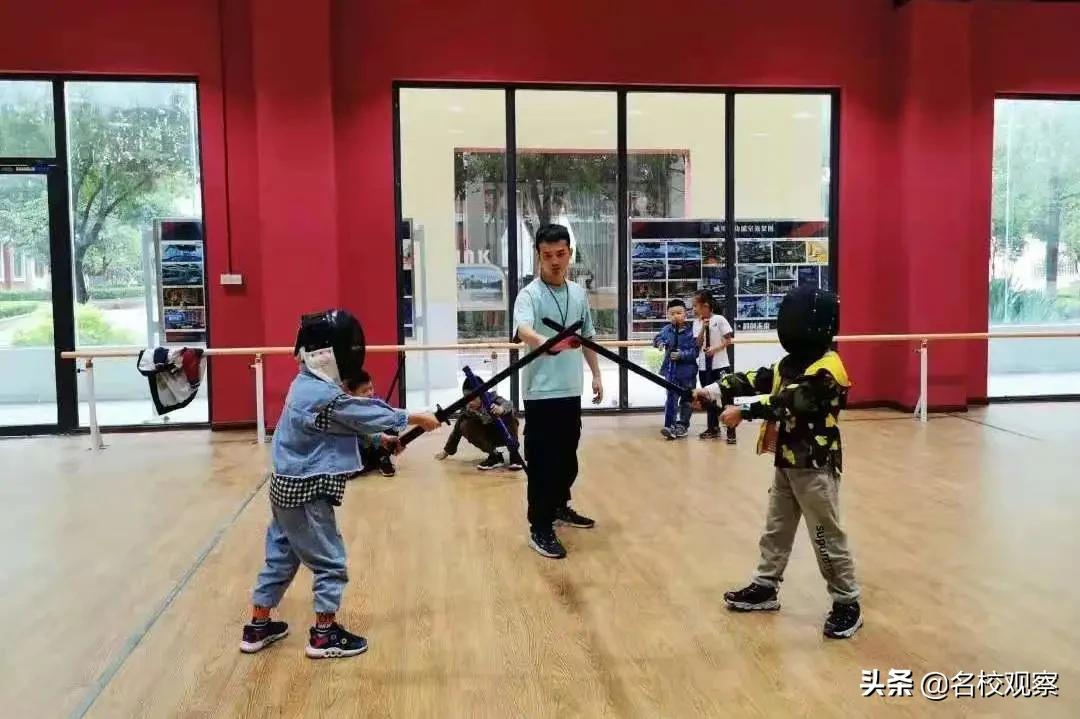 金牛、郫都、新都“三校儿童短兵友谊对抗赛”，成川外学子获佳绩