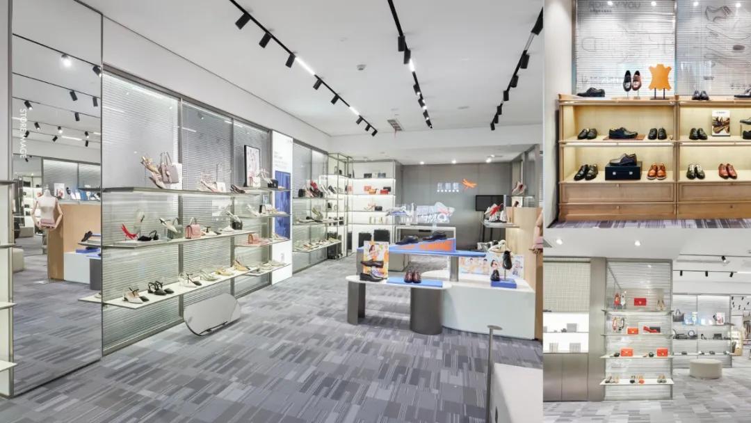 红蜻蜓为什么飞得很低,飞得最快的昆虫红蜻蜓