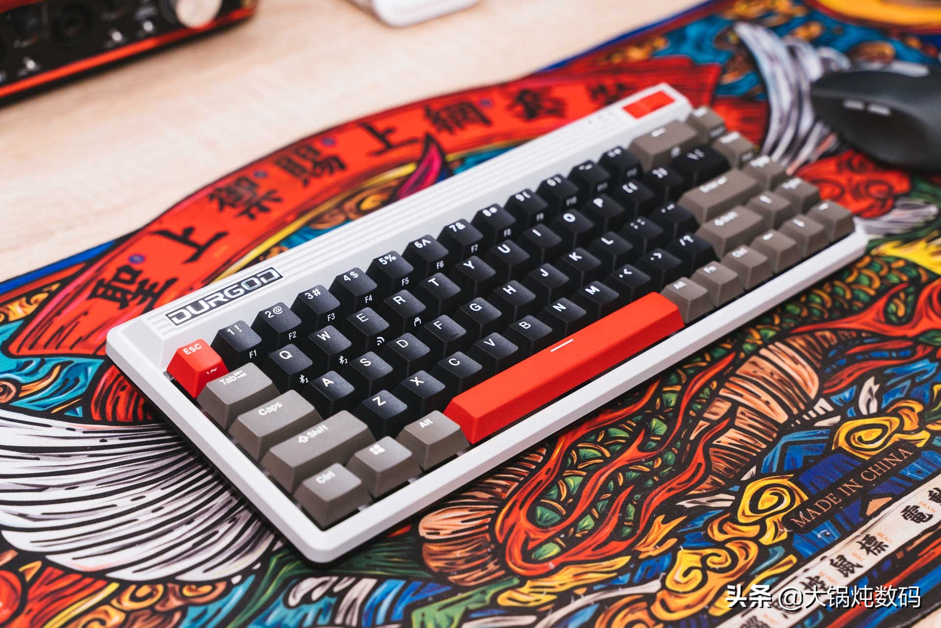 杜伽fusion键盘红轴,杜伽fusion键盘好用吗