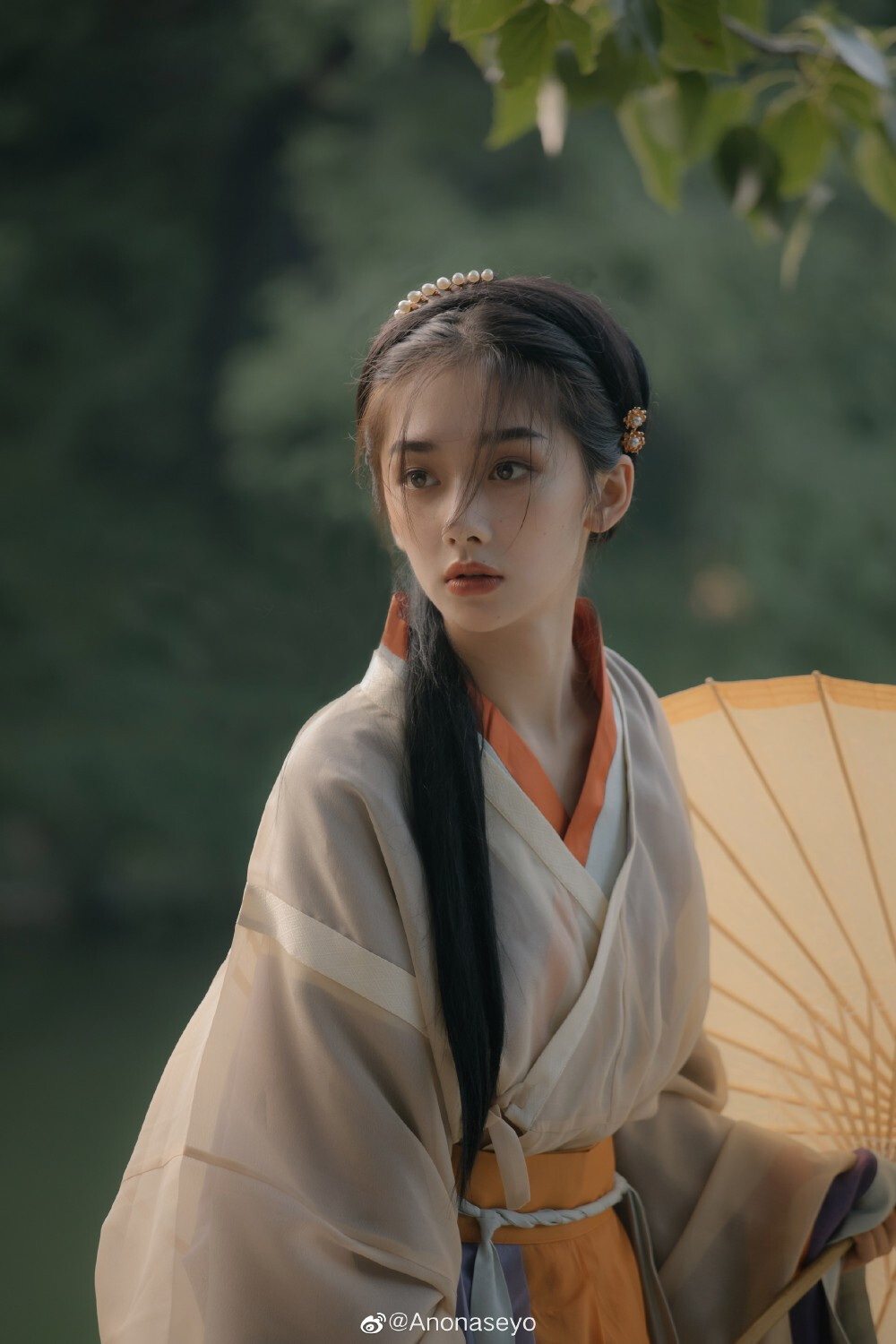 李清照在声声慢中表达了哪些惆怅,李清照词中最经典的四句话