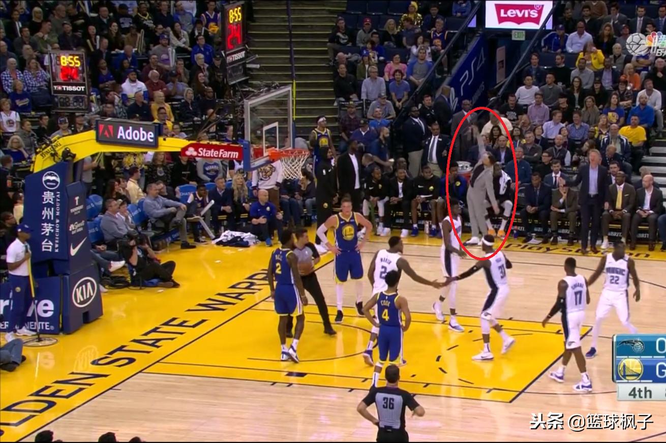 库里和罗斯对飙三分,罗斯和库里互飙三分