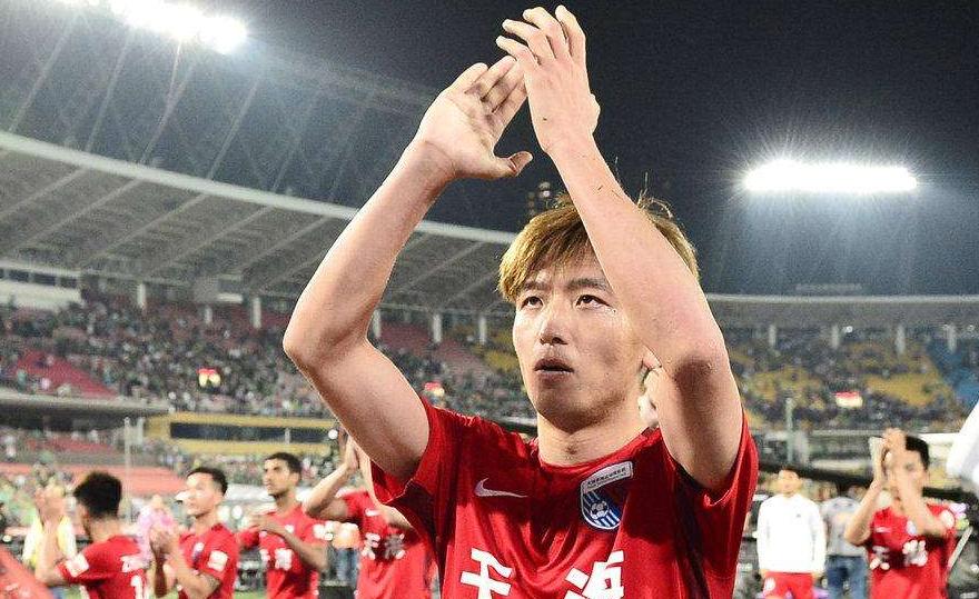 杨旭在申花年薪是多少,杨旭加盟申花队了吗