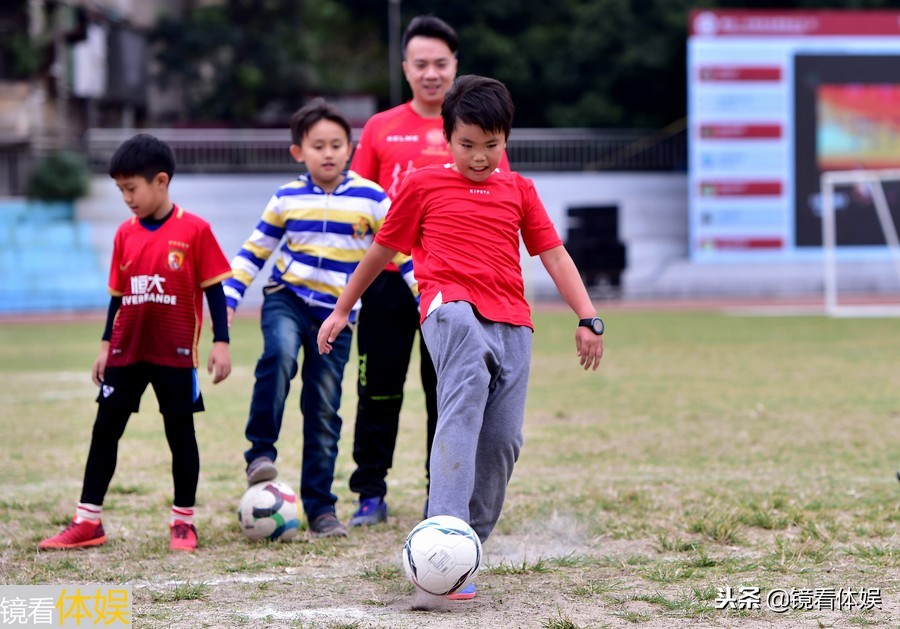 这群中学生做梦都没想到21年后母校105年校庆日能这样过
