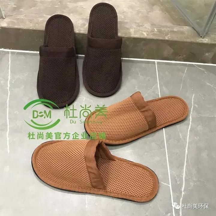 酒店的一次性拖鞋到底怎么穿,酒店一次性拖鞋怎么穿的