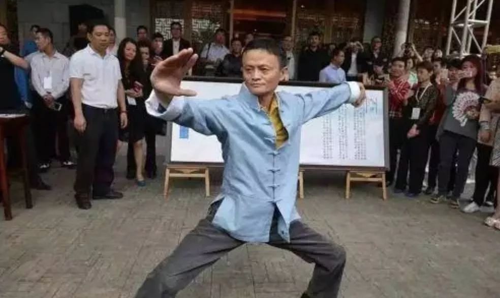 马云这两年的传奇故事,马云的十大伟大之处