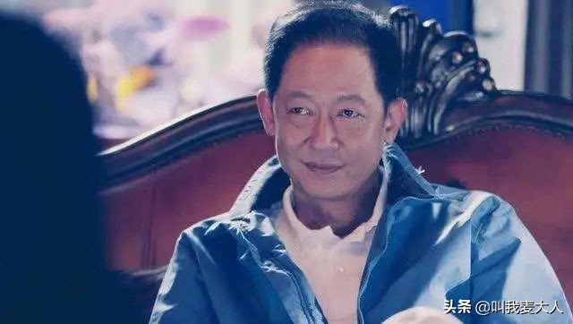 赶走徐帆、抛弃江珊后，他与她奉子成婚，12岁儿子撞脸易烊千玺