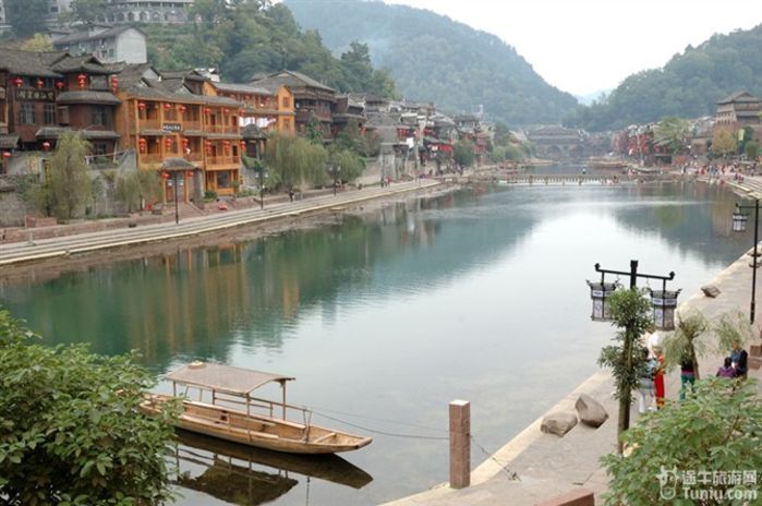 张家界凤凰六日游详细攻略,张家界凤凰6天游攻略