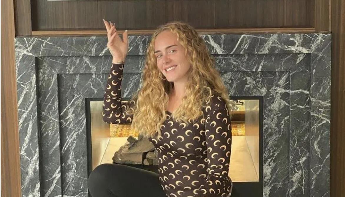 瘦了90斤阿黛尔情绪失控机场发飙,阿黛尔离婚或被分走6亿财产