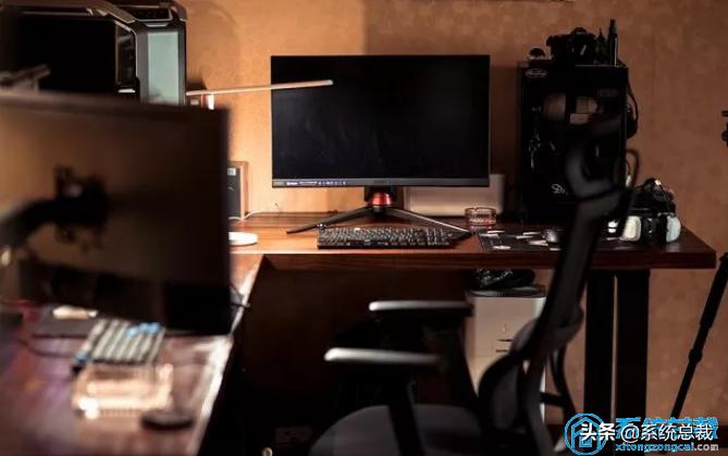 电脑显示器开机运行几分钟就黑屏,电脑主机可以启动但是显示器黑屏