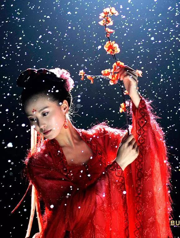 《鹧鸪天·浪打风来雨打舟》