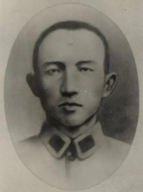 粟裕最低谷时有多“难”？被政委骂娘，差点被苏联留学生害死