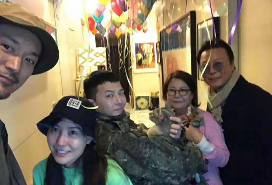 权志龙退伍后集会,权志龙服役回来的生活状况