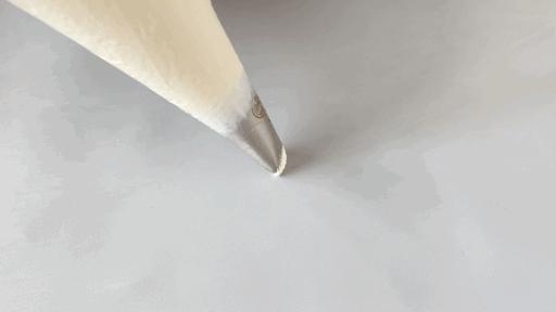 教人如何裱花视频讲解教程,蛋糕裱花必须知道的几种表现手法