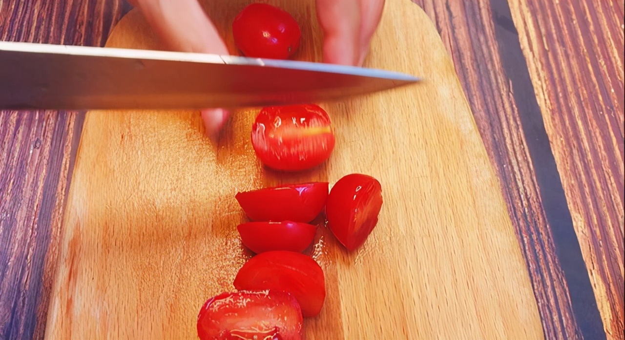 减脂蔬菜沙拉怎么做简单又好吃,蔬菜沙拉怎么做才是最减脂的