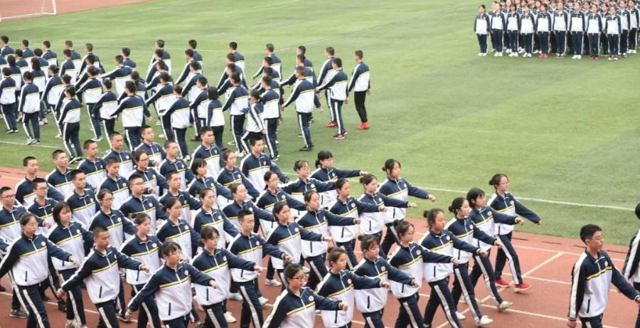 最有水平的中学校服,全国排名前十的校服