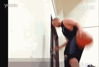 篮球基础球性训练动作要领,篮球运球基本功教学从零开始