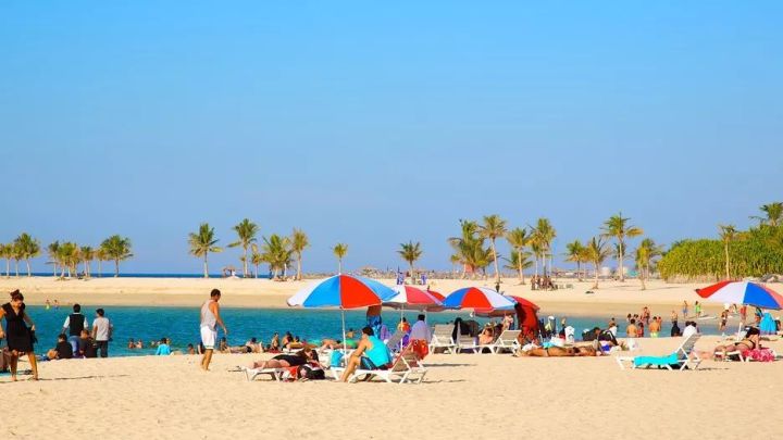 去迪拜旅游怎么带费用,去迪拜旅游带多少钱合适