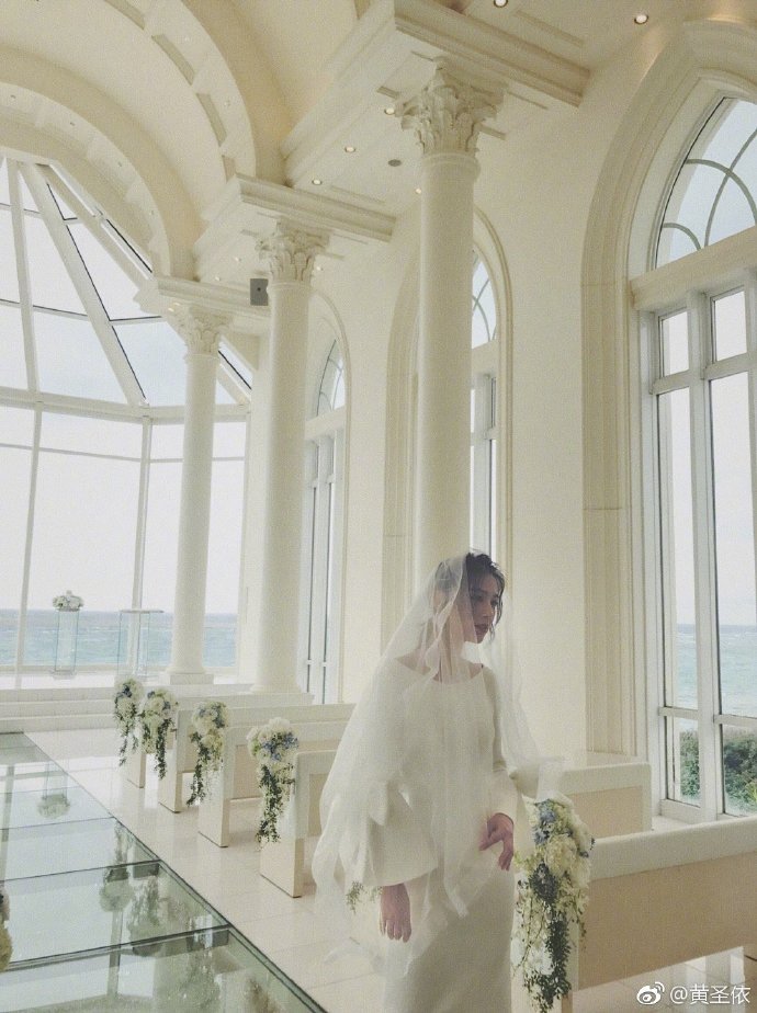黄圣依和杨子的婚姻状况,黄圣依杨子婚纱照曝光