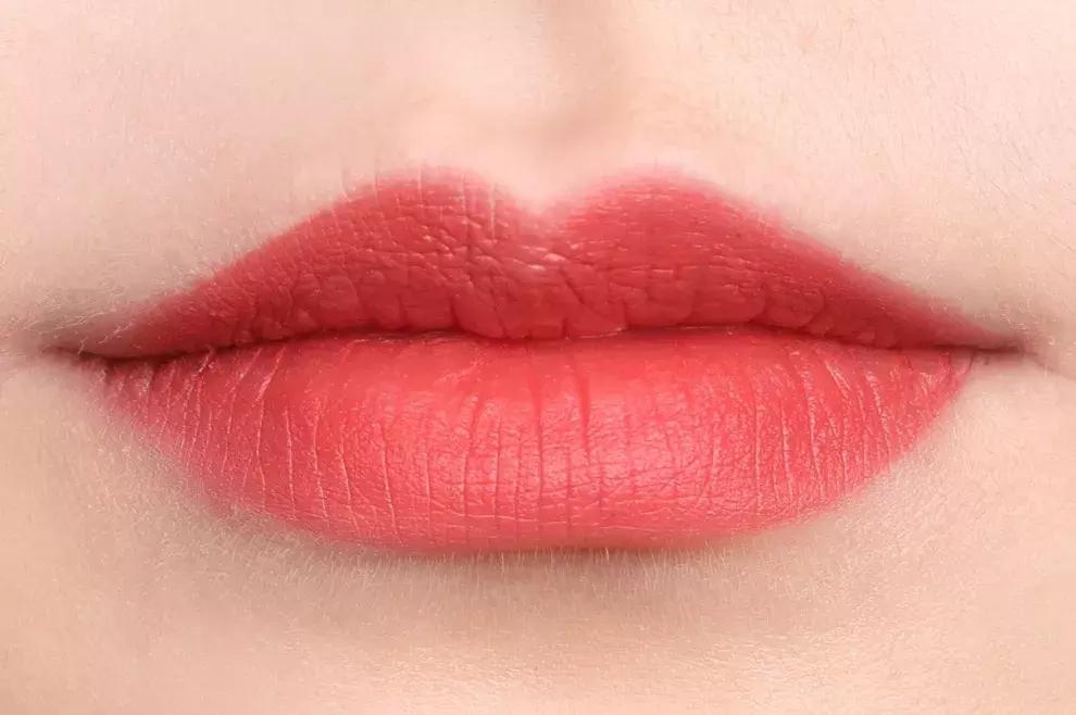 口红和唇妆,口红自然唇妆