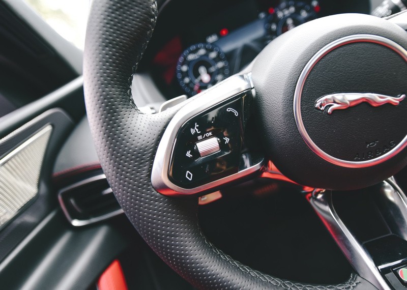 22款捷豹xel车主真实感受,操控不俗折扣够狠的捷豹xel