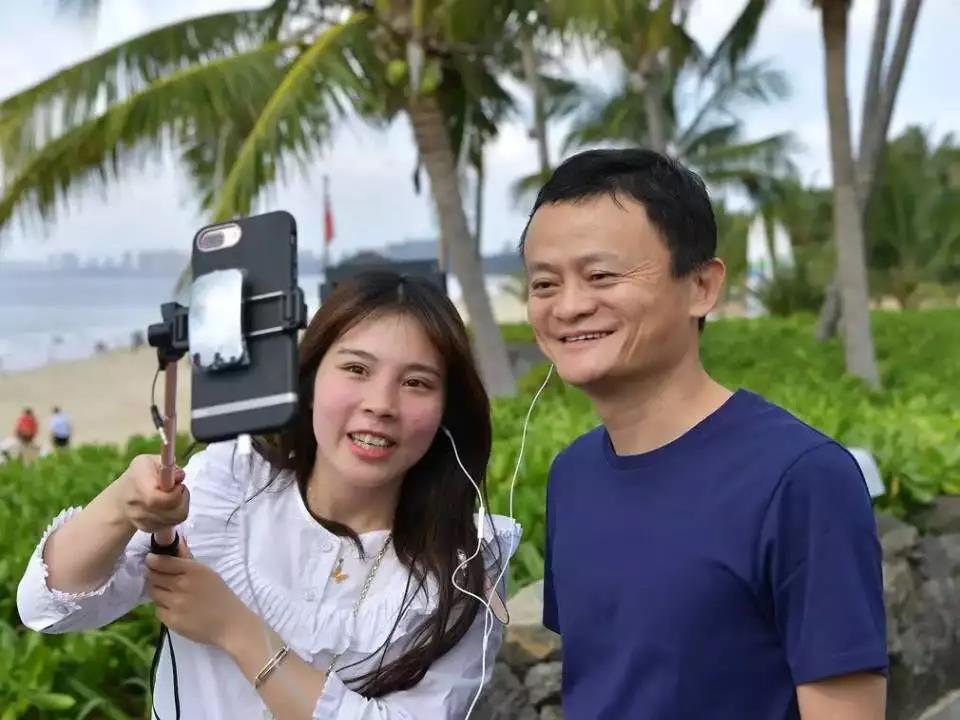 55岁的马云为何选择退休,退休后的马云现状