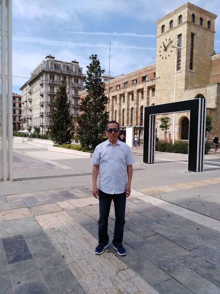 从丁亥到己亥—武昌水果湖中学六六届高三（1）班同学集会本命年