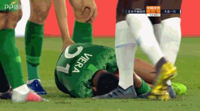 中超废人式铲球,中超联赛出现两废人动作