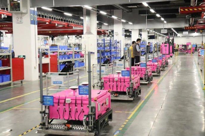 碧桂园发布机器人,碧桂园机器人突围路径