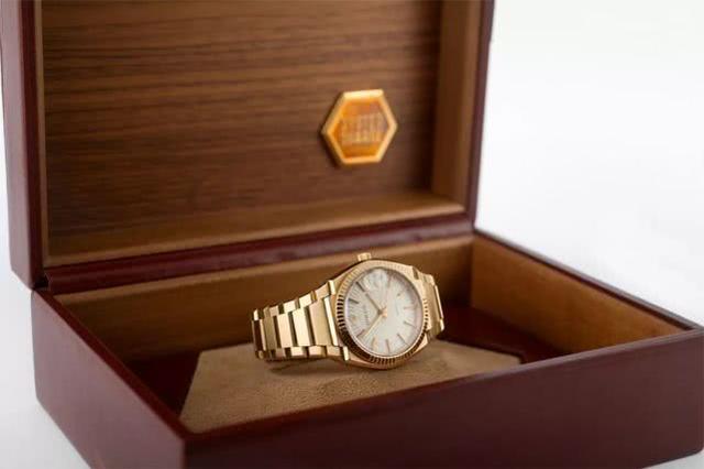 劳力士绿水鬼最高价格是多少,劳力士日志绿水鬼哪款最好