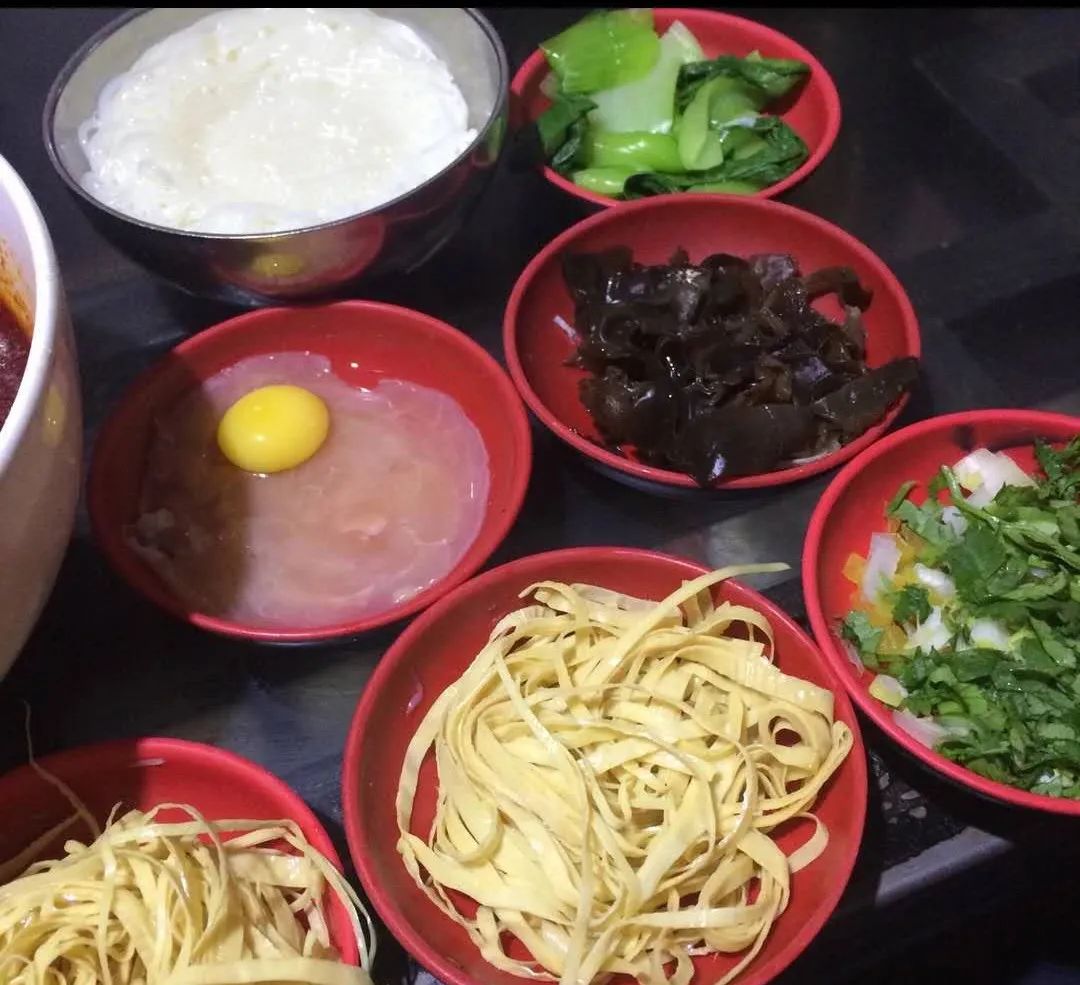 西安必吃的15家超好吃的米线合集,西安最有名的九家米线