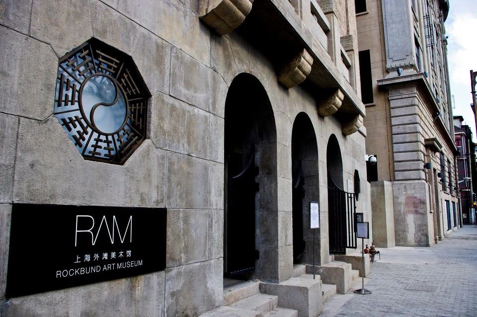 当你扛着尼康冲向龙卷风的时候,当摄影师义无反顾地冲向龙卷风