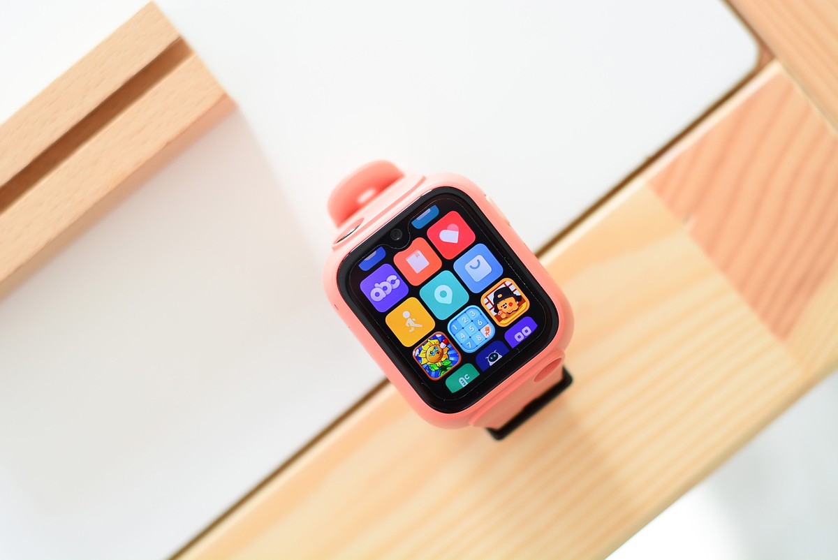 小米米兔儿童学习手表5Pro深度体验：能定位楼层，还能学知识