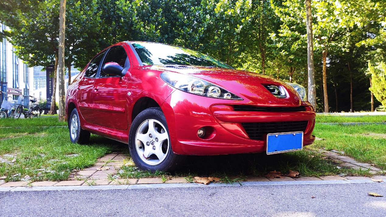 法系车标致207二手车,法系标致207车用什么机油