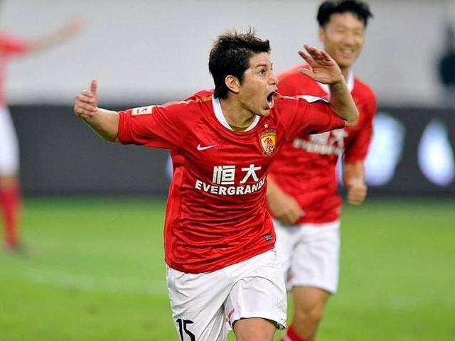 恒大勇夺第八座火神杯！恒大王朝还能延续多久？