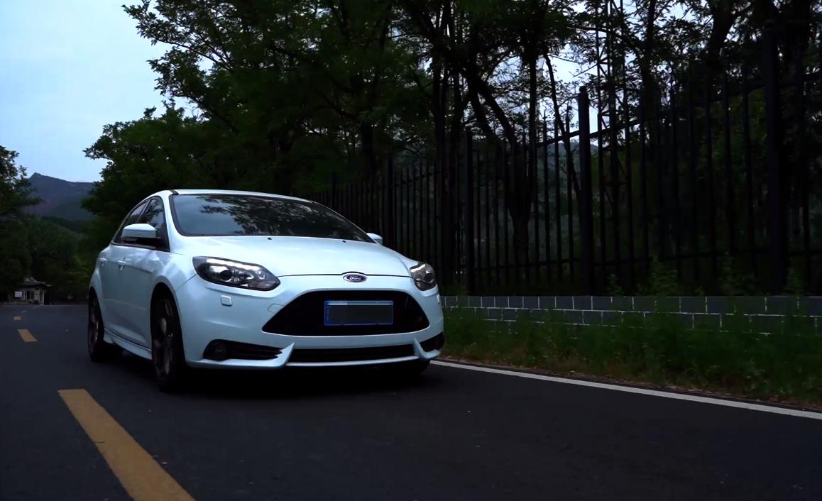 13万帮粉丝买了台手动钢炮，手里的GTI突然不香了