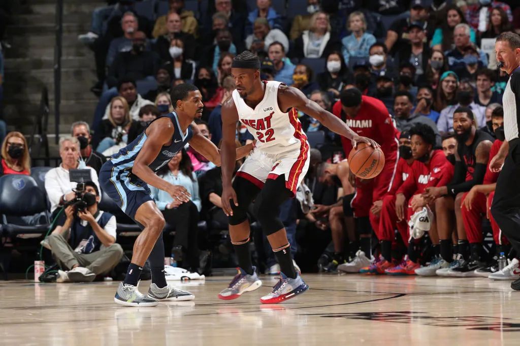 鐞冮瀷涓婅剼闆嗛敠,鐞冮瀷涓婅剼娆ｈ祻瑙嗛