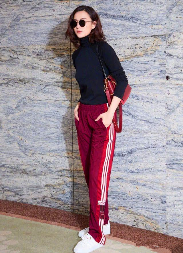 宋佳低丸子头发型,宋佳私服穿搭气质全开