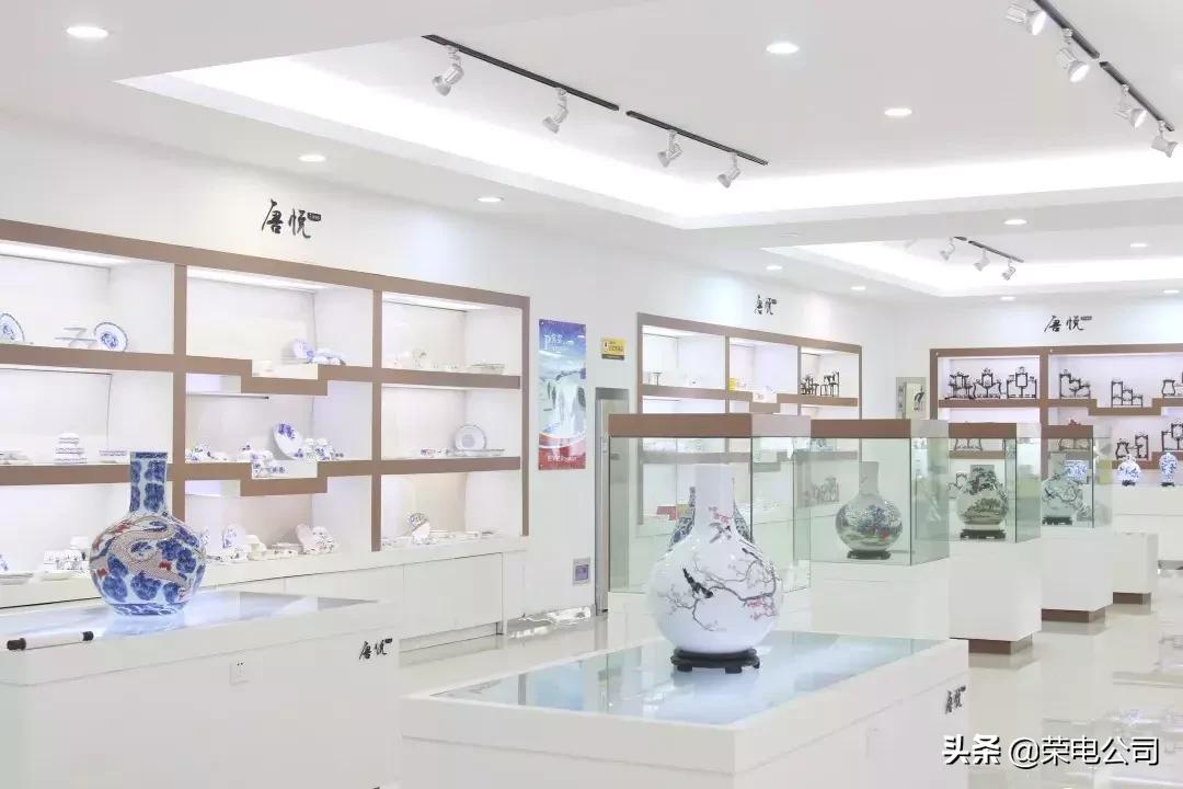 献礼70年，荣电集团筚路蓝缕启新篇