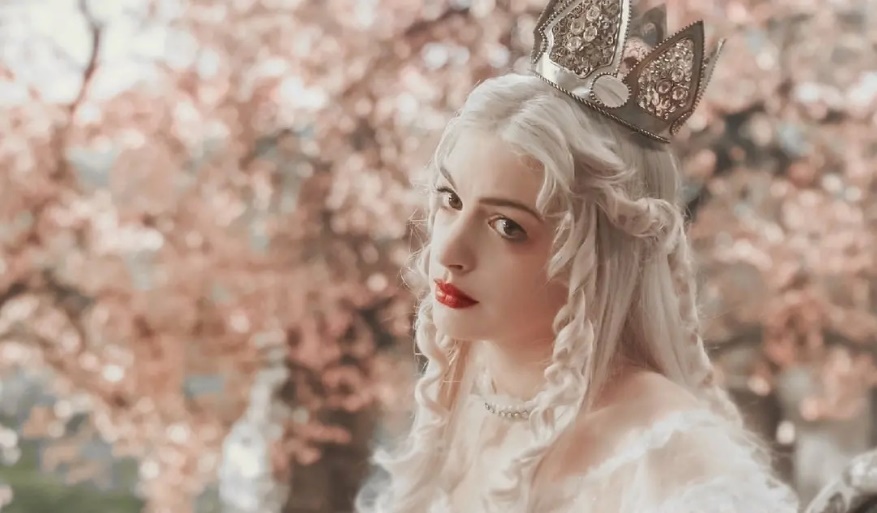 趣店转型做奢侈品,趣店一亿美元投资寺库成大股东