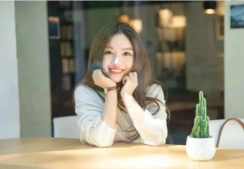 咪蒙的穿衣打扮,咪蒙时尚博主