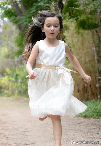 英语原版阅读：ALostTooth